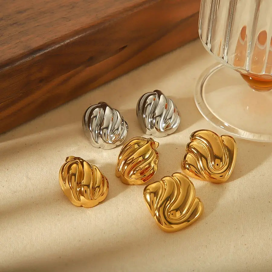 Brincos Ondara Ouro 18K | Design Geométrico Texturizado