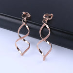 Brinco Auralis Ear Cuff Ondara | Design Geométrico Esculpido