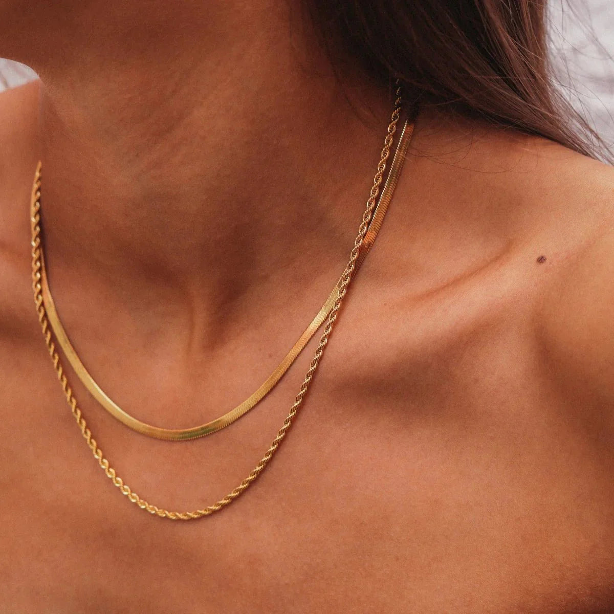 Colar Zattora Riviera Gold 18K – Mix Premium em Camadas